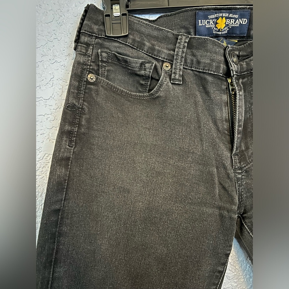Lucky Brand Black Denim Jeans | 2/26 | Signature Sophia Stretch - Picture 2 of 6